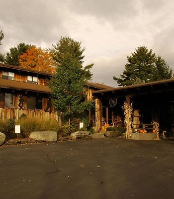 PINEGROVE FAMILY DUDE RANCH HOTEL 3⋆ ::: KERHONKSON, NY ::: COMPARE ...